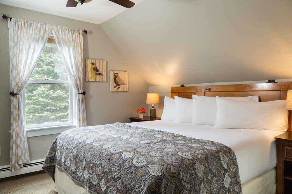 Squam Lake Inn Holderness Exteriör bild